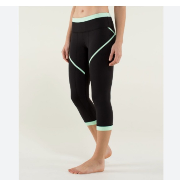 LULULEMON Roll Out Crop Black/Fresh Teal Size 10 - Picture 1 of 15